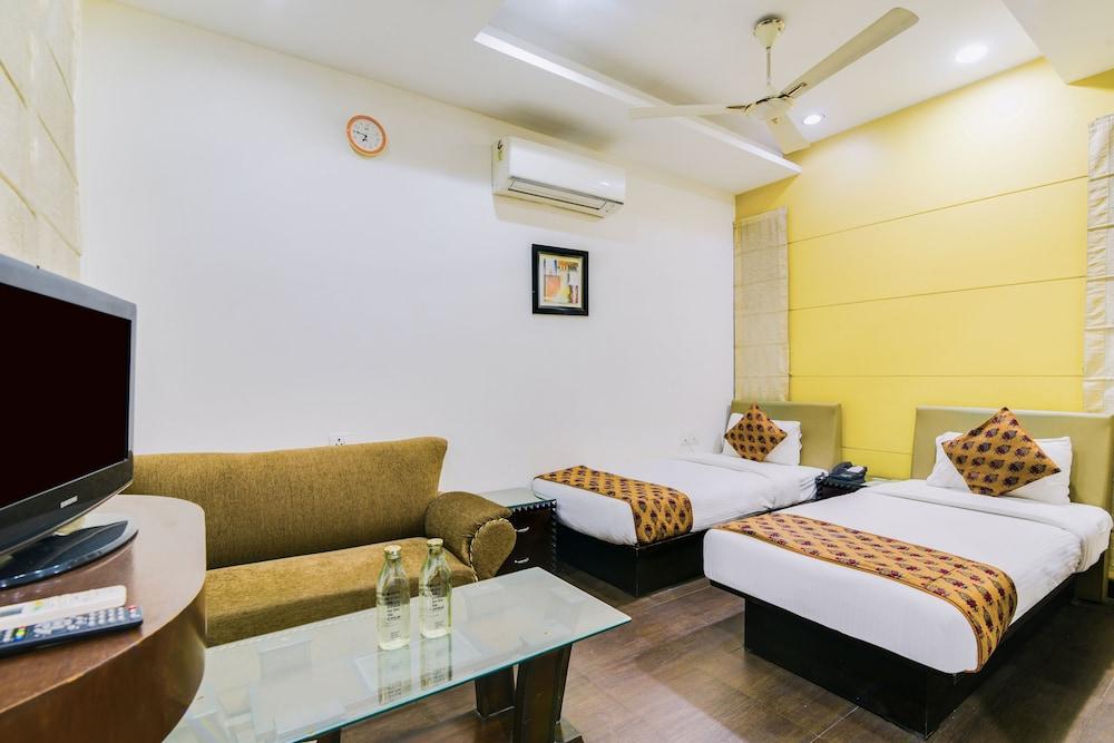 Hotel Cosy Grand, Chanakyapuri By The Cosy New Delhi