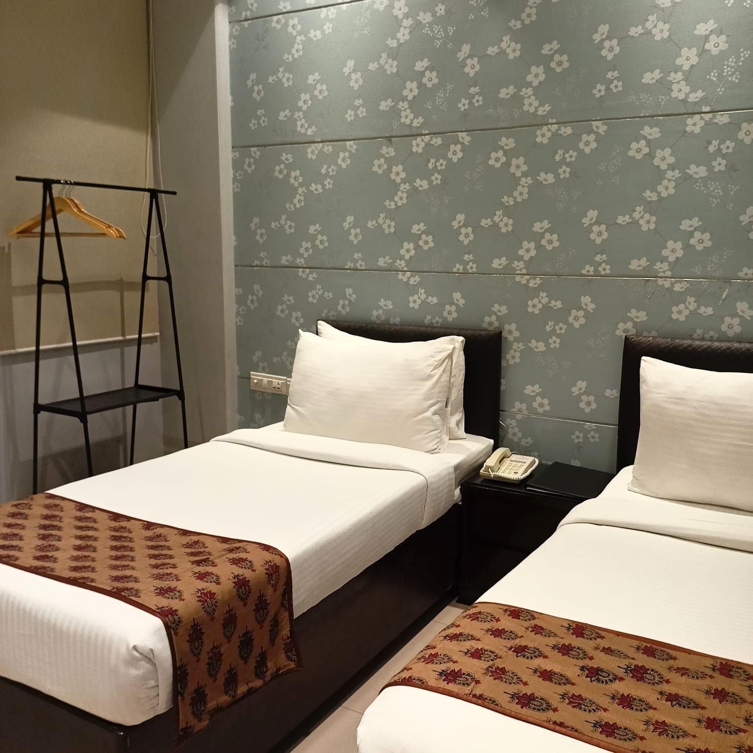 Cosy Grand, Chanakyapuri By The Cosy 4*