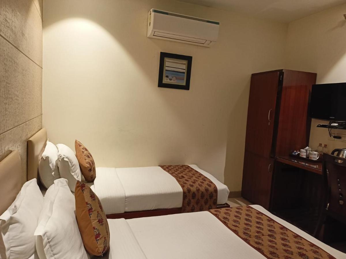 Cosy Grand, Chanakyapuri By The Cosy New Delhi