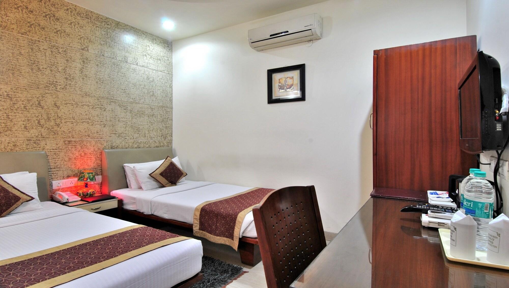 Cosy Grand, Chanakyapuri By The Cosy Hotel 4*