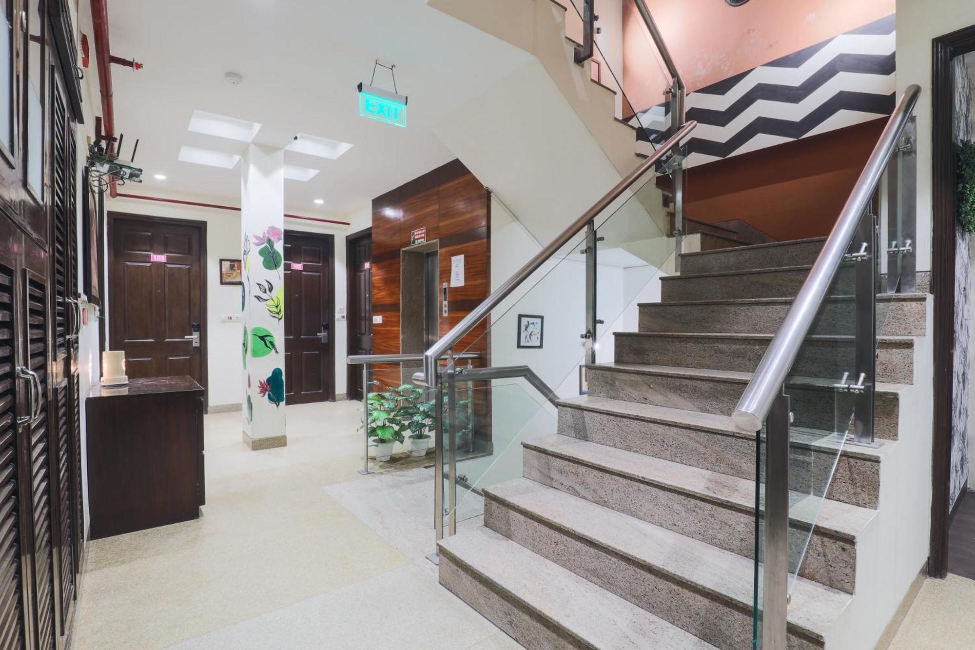 Hotel Cosy Grand, Chanakyapuri By The Cosy New Delhi
