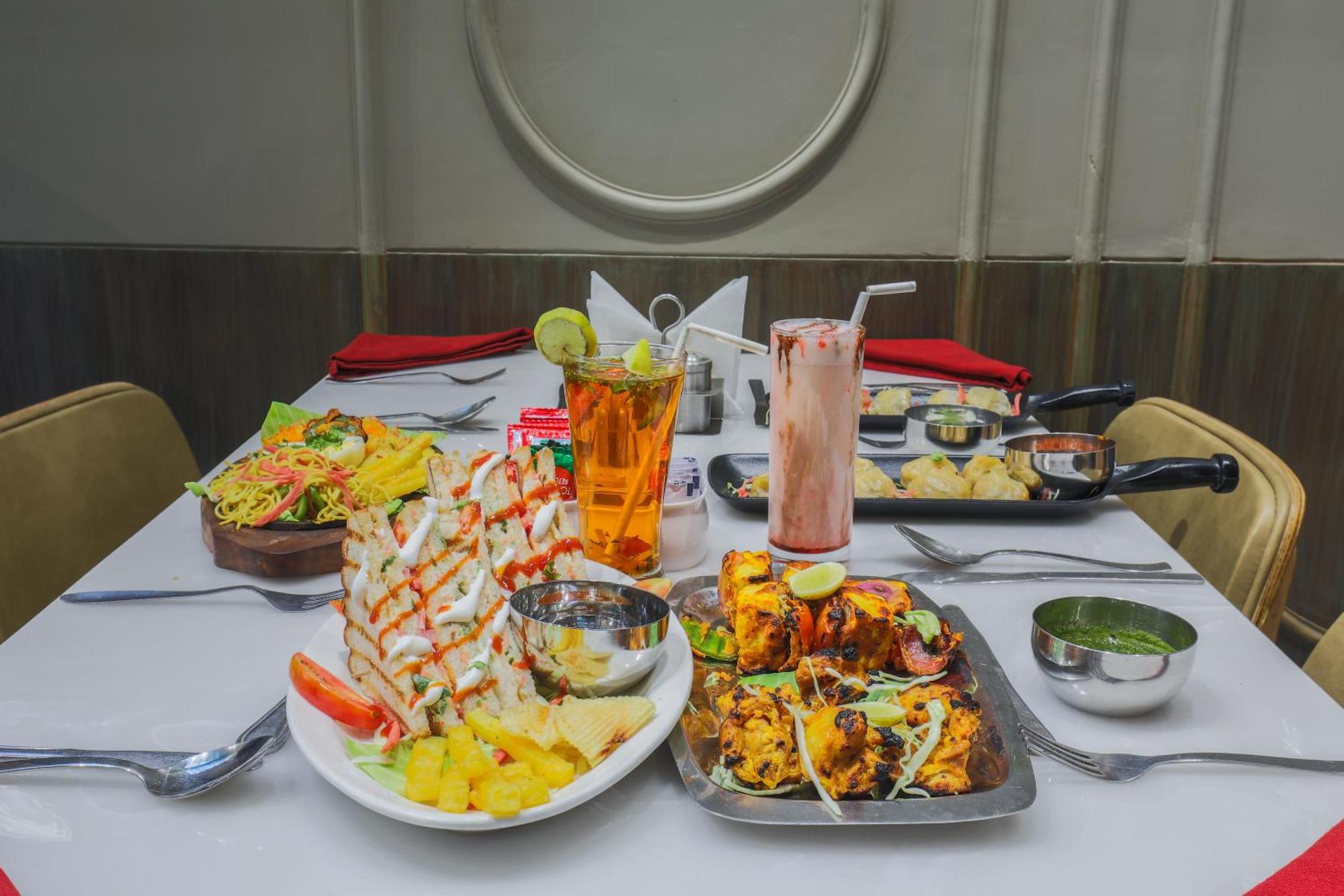 Cosy Grand, Chanakyapuri By The Cosy New Delhi