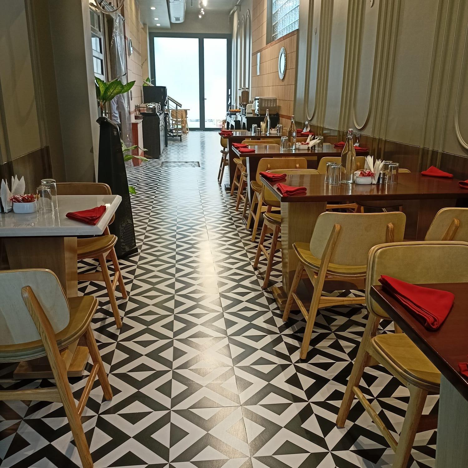 Hotel Cosy Grand, Chanakyapuri By The Cosy New Delhi
